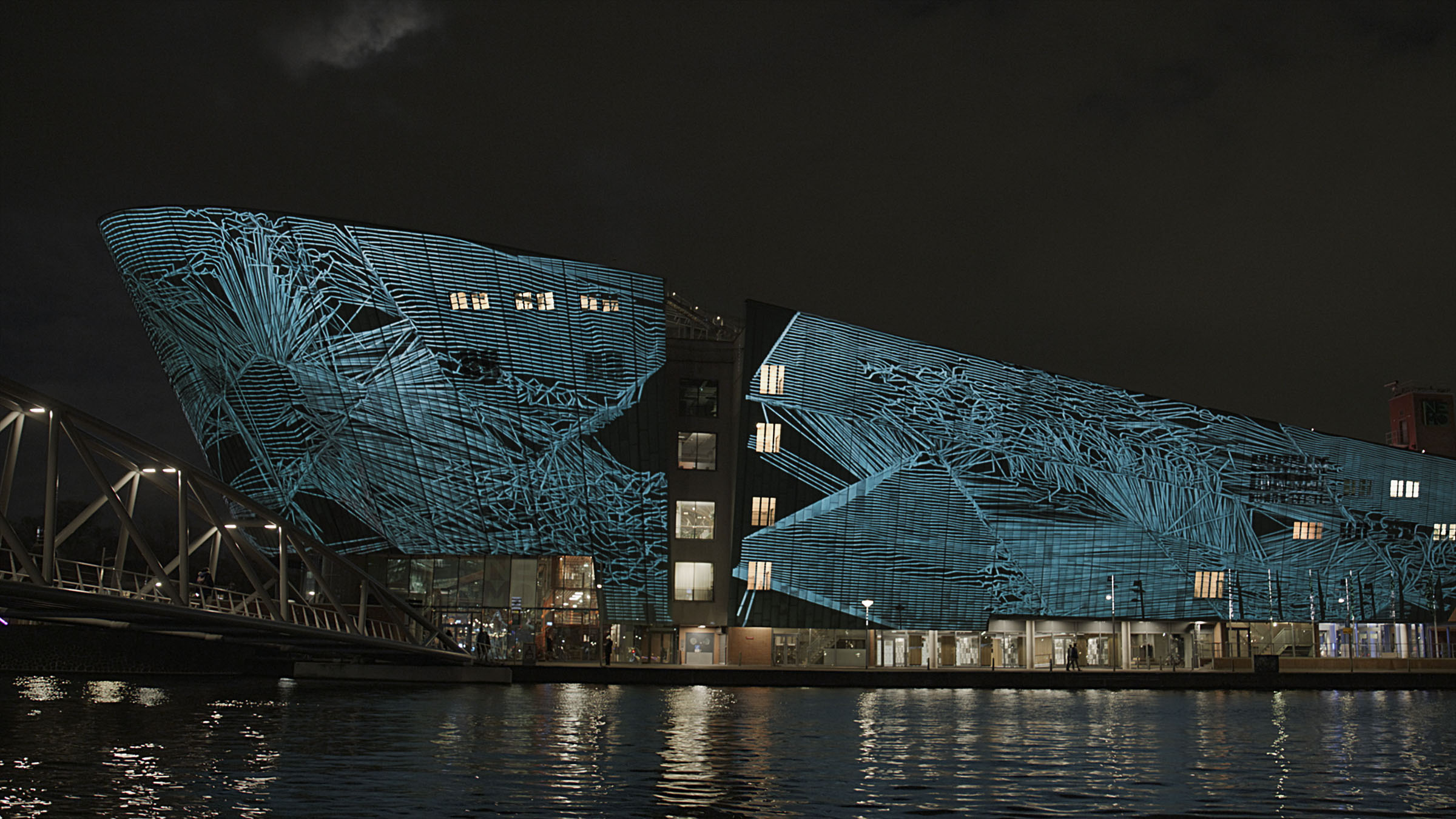 Fracture Point — project still 03